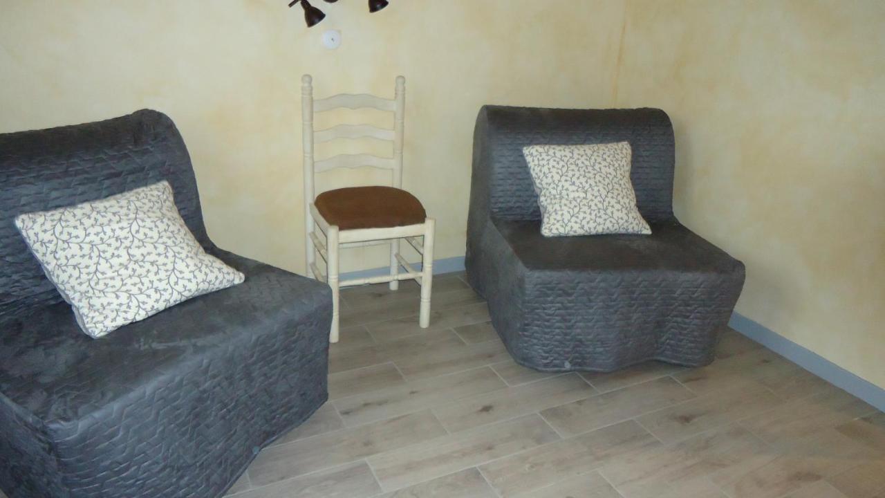 Bed and Breakfast Joelle Et Daniel Антрево Экстерьер фото