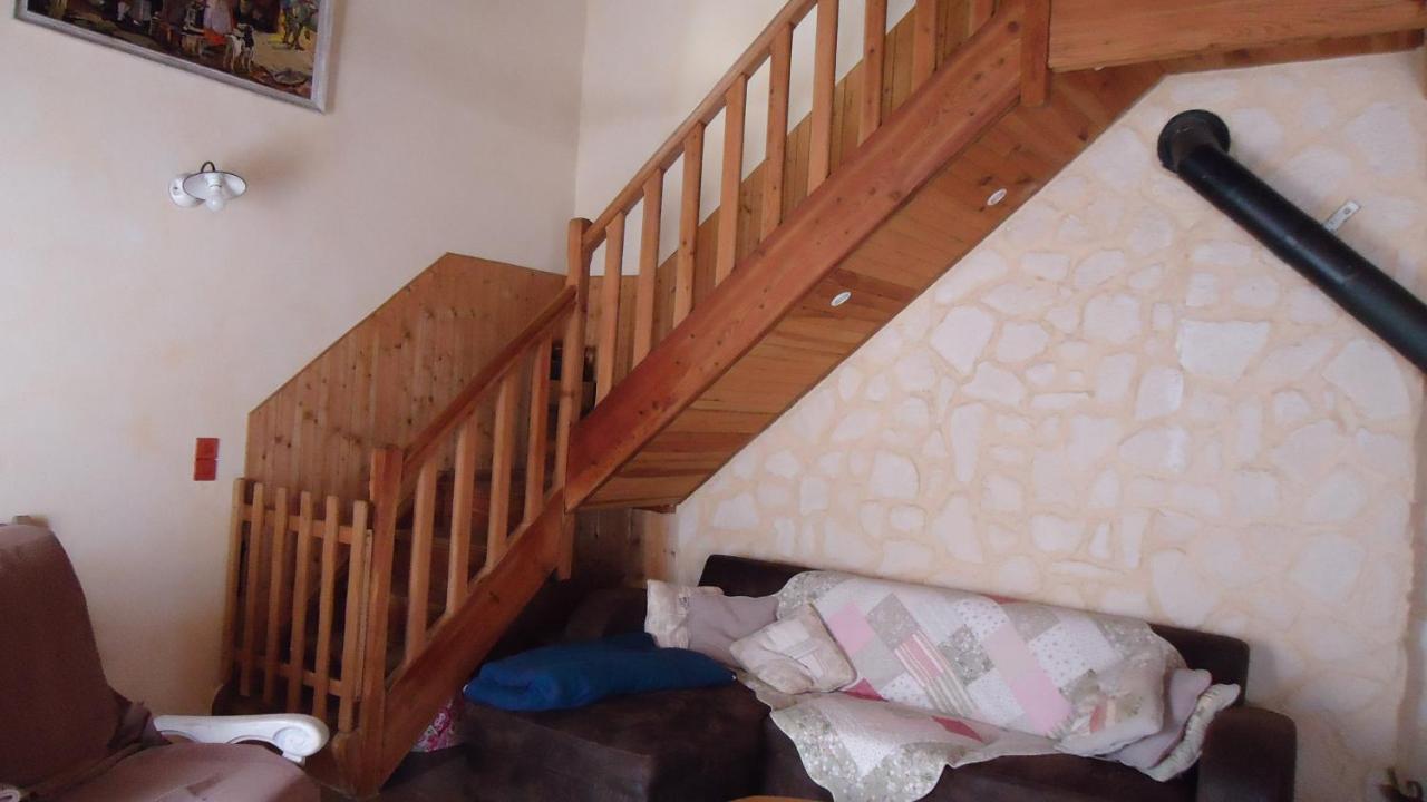 Bed and Breakfast Joelle Et Daniel Антрево Экстерьер фото